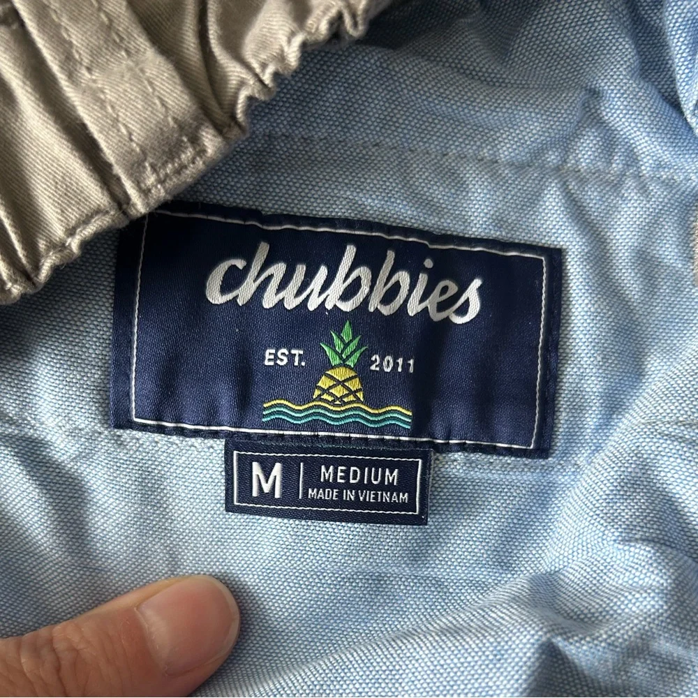 Chubbies Grey 5.5” Inseam Regular Fit Shorts Size Medium - Picture 6 of 8